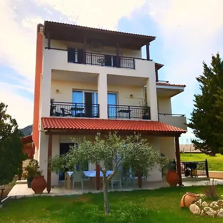 Luxury Villa Maria With Private Pool *